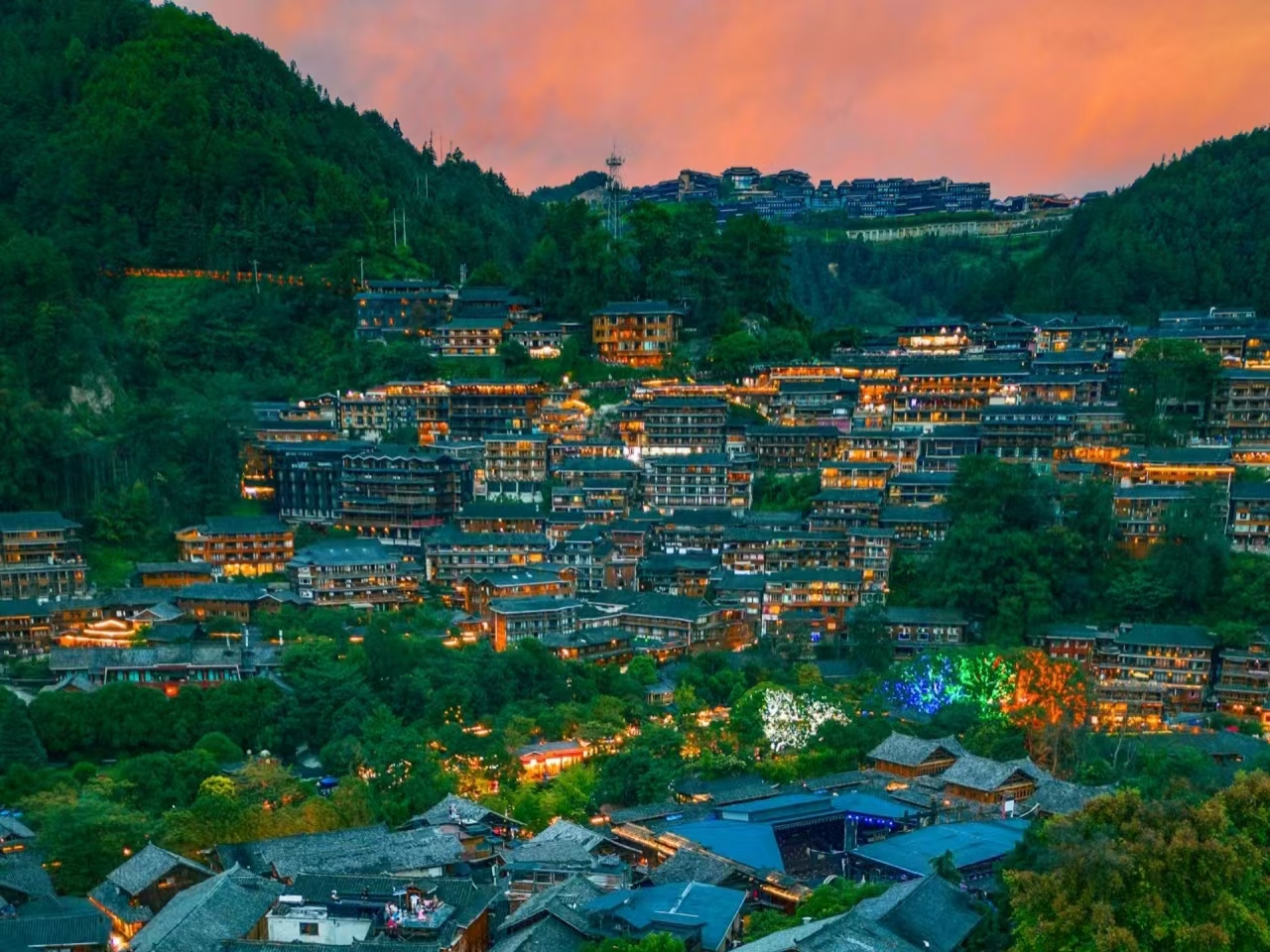 「贵州真纯玩9-14人小团」全景6天，常年保证梵净山门票